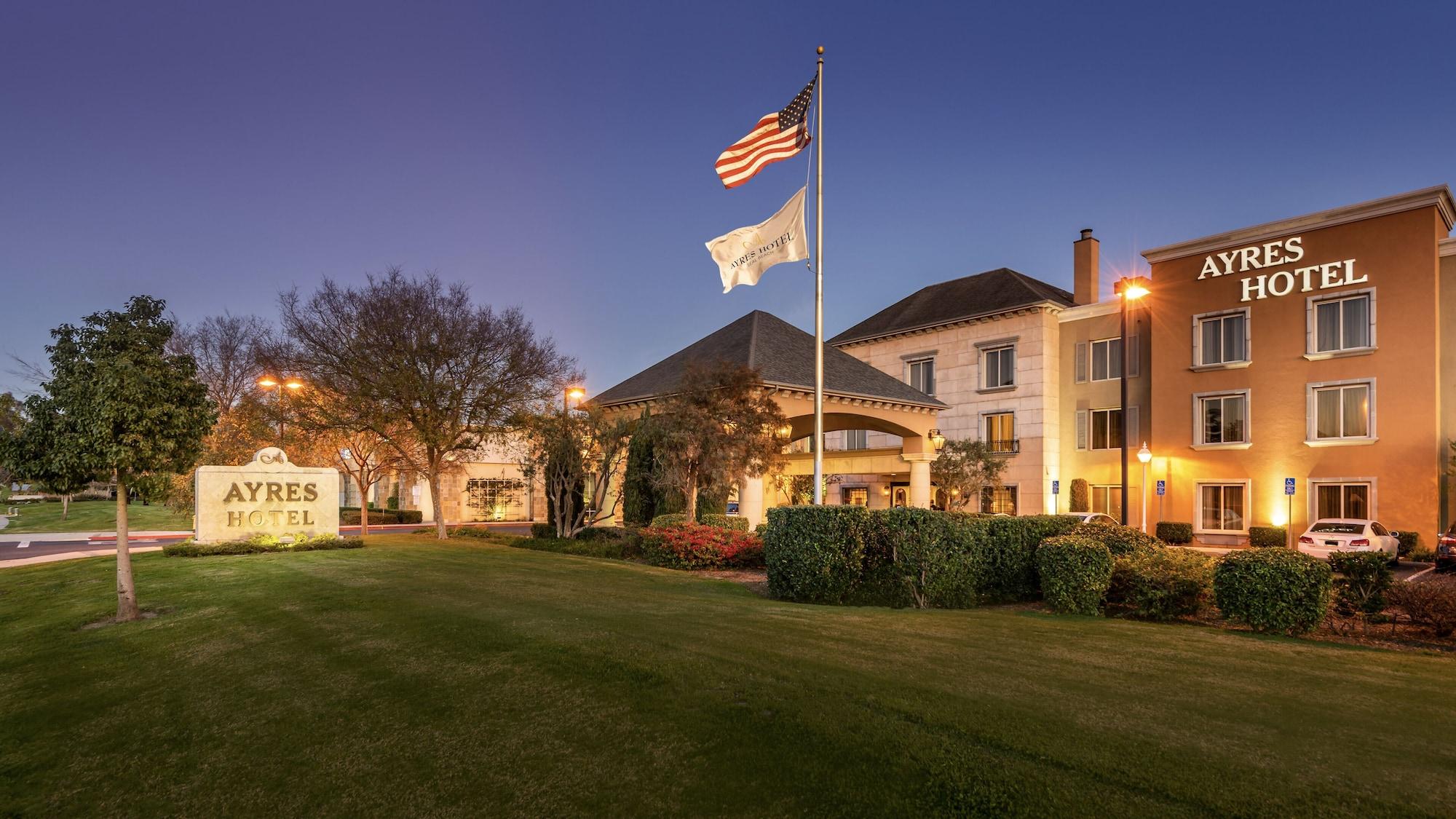 Ayres Hotel Seal Beach - Cypress Buitenkant foto