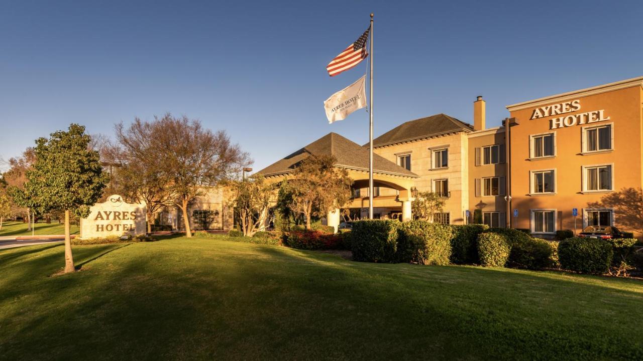 Ayres Hotel Seal Beach - Cypress Buitenkant foto